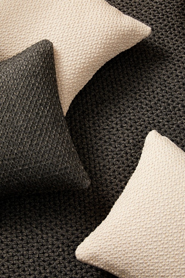 Tappeto da esterno grigio in fibra sintetica lavorato a mano 200x300 - Samnite