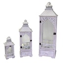 Lanterna in legno e metallo sbiancato, formato quadro 32x32 cm, altezza 101 cm