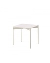 Tavolino elegante in ceramica e metallo, 45 x 45 x 45