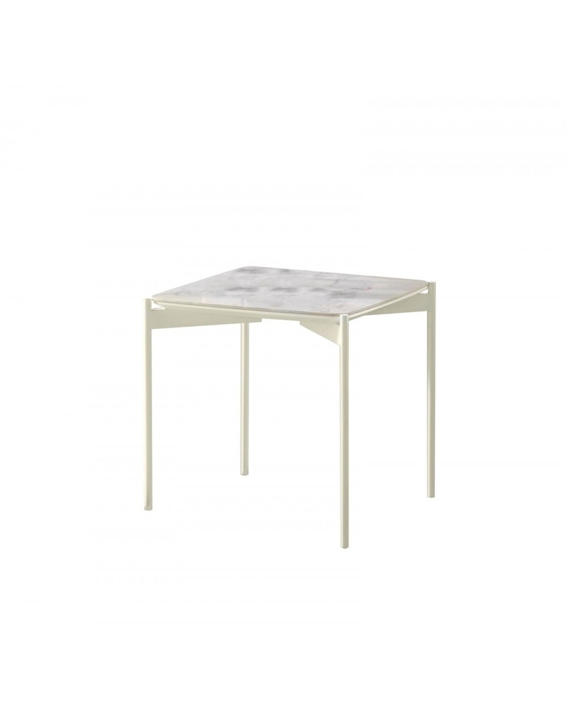 Tavolino elegante in ceramica e metallo, 55 x 55 x 35h, con top in marmo calacatta e base bianca
