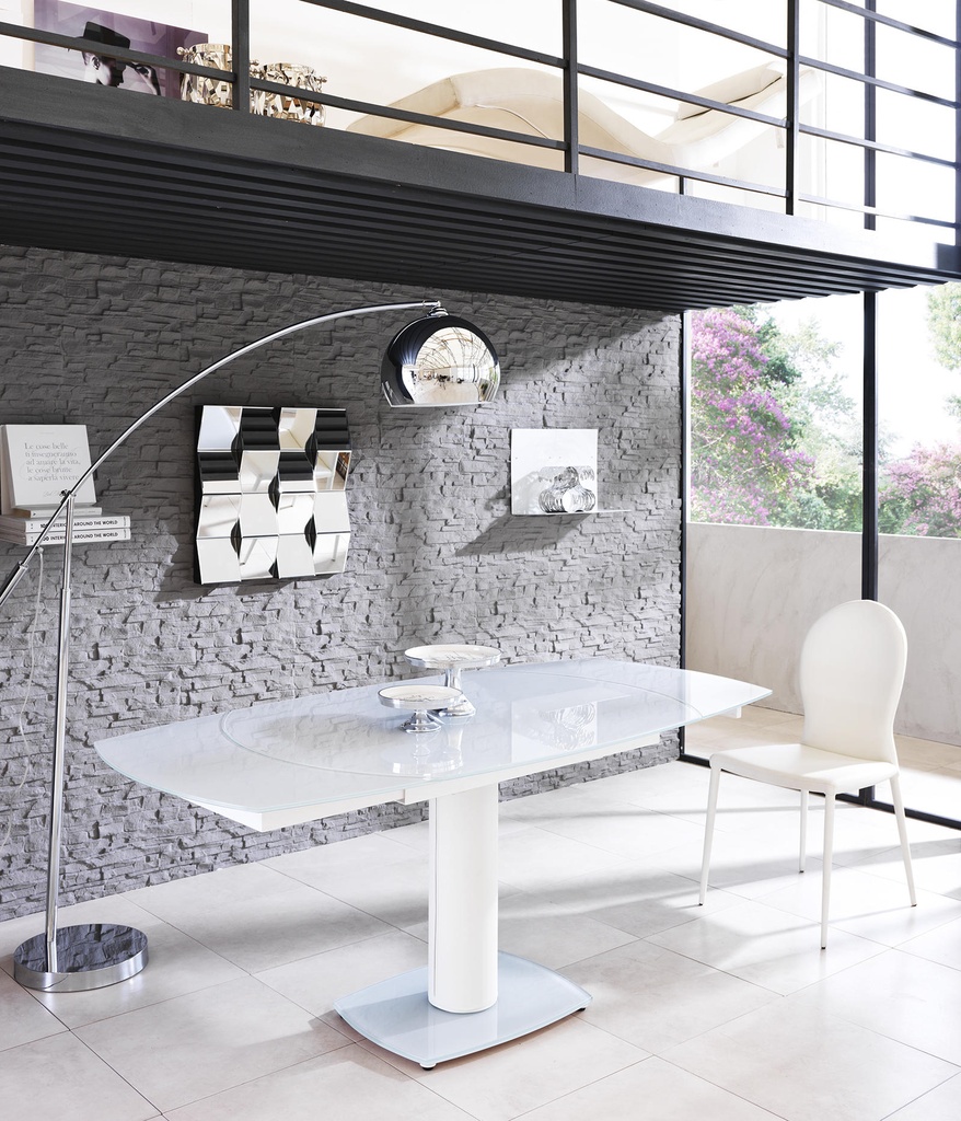 Tavolo allungabile in vetro temperato bianco, gambe in metallo, 90x120-180x76 cm